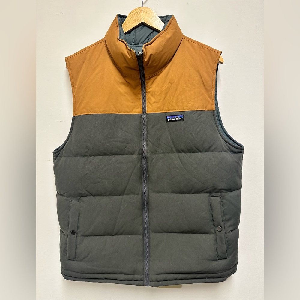 Patagonia reversible vest. Size M